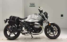 BMW R NINE T PURE 2023