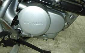 HONDA XR100 MOTARD HD13