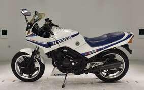 HONDA VT250FE MC08