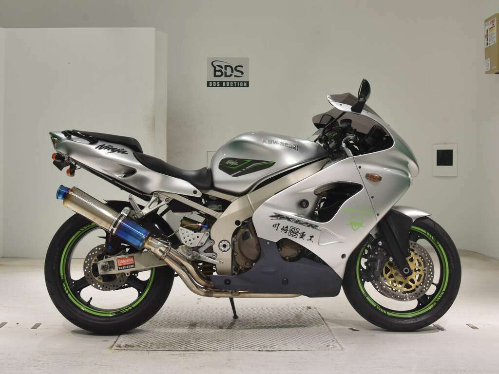 Купить Мотоцикл Kawasaki Zx9r