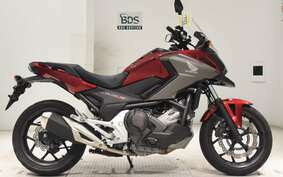 HONDA NC750X D Limited 2019 RC90