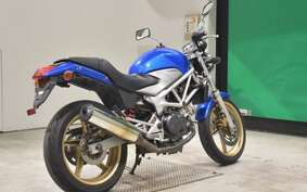 HONDA VTR 250 Gen. 2 MC33