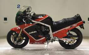 SUZUKI GSX-R750 1987 GR71G