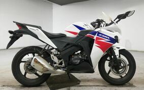 HONDA CBR125R JC50