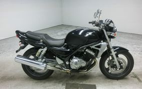 SUZUKI GSX250FX ZR250C