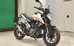 KTM 390 DUKE 2023 JPJ40