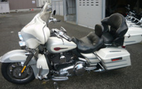 HARLEY FLHTCU CVO Electra Glide 2008 PR4