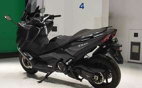 YAMAHA T-MAX 530 DX 2018 SJ15J