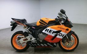 HONDA CBR1000RR 2004 SC57