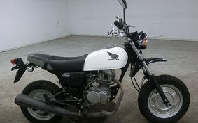 HONDA APE 100 HC07