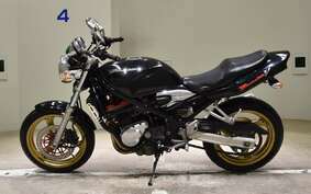 SUZUKI BANDIT 250 V Type GJ77A