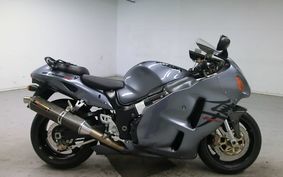 SUZUKI GSX1300R HAYABUSA 2002 GW71A