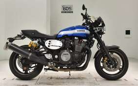 YAMAHA XJR1300 C 2015