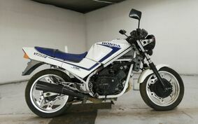 HONDA VT250Z MC08