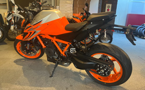 KTM 1290SUPERDUKEREVO V3940