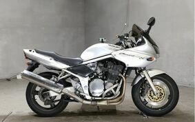 SUZUKI BANDIT 1200 S 2001 GV77A