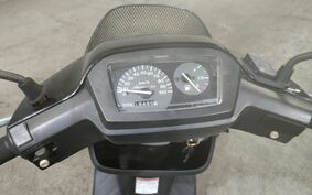 SUZUKI ADDRESS V100 CE11A