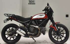 DUCATI SCRAMBLER ICON 2016