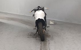 YAMAHA FZ750 1FM