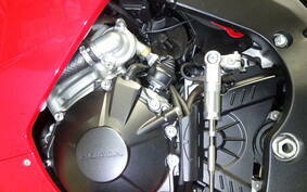 HONDA CBR1000RR R 2024 SC82