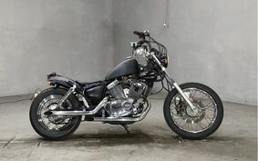 YAMAHA VIRAGO 250 3DM