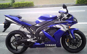 YAMAHA YZF-R1 2004 RN13