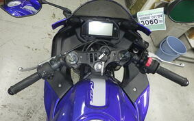 YAMAHA YZF-R25 A RG43J