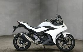 SUZUKI GSX250R DN11A