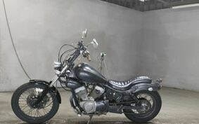 YAMAHA VIRAGO 250 3DM