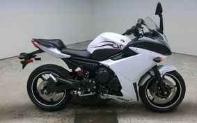 YAMAHA FAZER FZ6 R 2013 RJ18