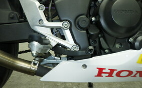 HONDA CBR250R GEN 3 MC41