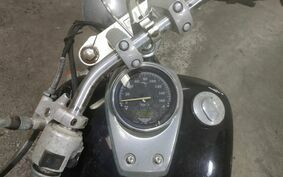 HONDA SHADOW 400 SLASHER 2000 NC40