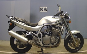 SUZUKI GSF750 2000 GR7EA