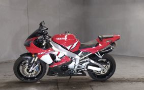YAMAHA YZF-R1 RN041