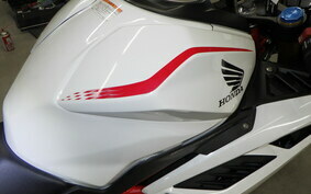 HONDA CBR250RR A MC51