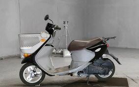 SUZUKI LET's 4 Basket CA43A