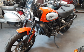 DUCATI  DUCATI  SCRAMBLER  ICON  2020 K102