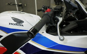 HONDA CBR250R GEN 3 MC41