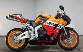 HONDA CBR600RR 2014 PC40