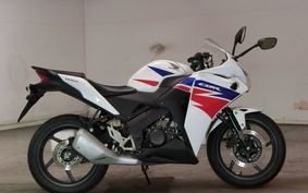 HONDA CBR125R JC50