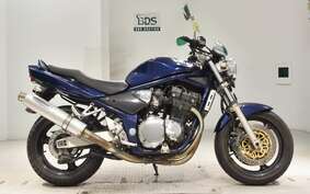 SUZUKI BANDIT 1200 2000 GV77A