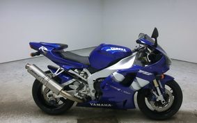 YAMAHA YZF-R1 2000 RN04