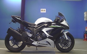 KAWASAKI NINJA ZX-6R A 2015 ZX636E