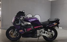 SUZUKI GSX-R750 GR7BC