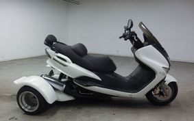 YAMAHA MAJESTY 125 TRIKE FI SE27