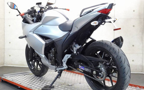 SUZUKI GIXXER 250 ED22B