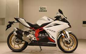 HONDA CBR250RR A MC51