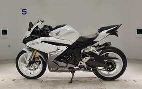 HONDA CBR250RR A MC51