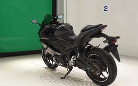 YAMAHA YZF-R3 2021 RH13J