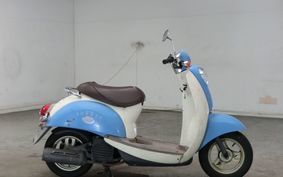 HONDA CREA SCOOPY I AF55